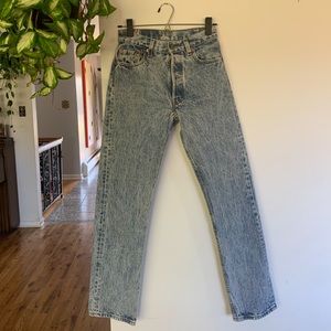 Vintage Levi’s 501 acid light wash